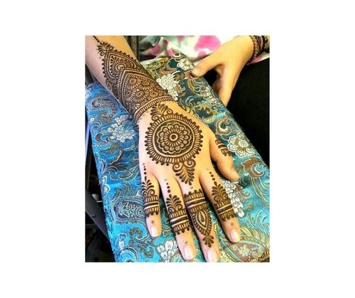 31 Simple Mehndi Designs For All Occasions 22